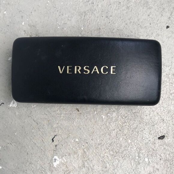Versace sunglass case - Picture 1 of 8